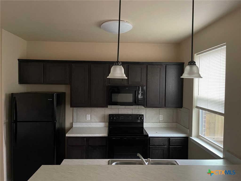 4701 Cambridge Drive A Property Photo 26