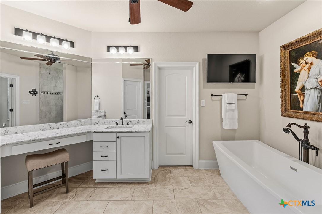 3041 Rolling Meadow Drive Property Photo 23