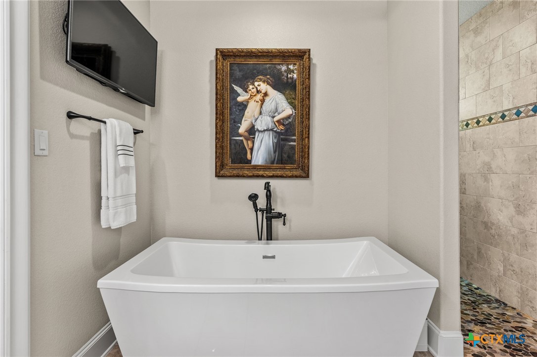 3041 Rolling Meadow Drive Property Photo 24