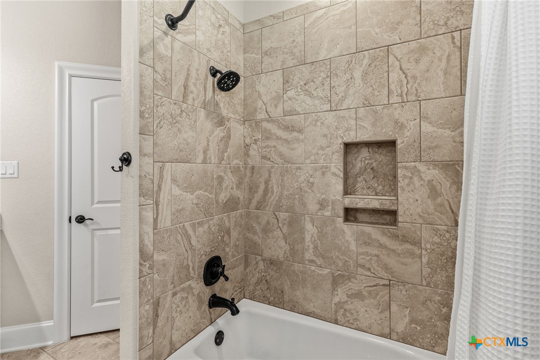 3041 Rolling Meadow Drive Property Photo 29