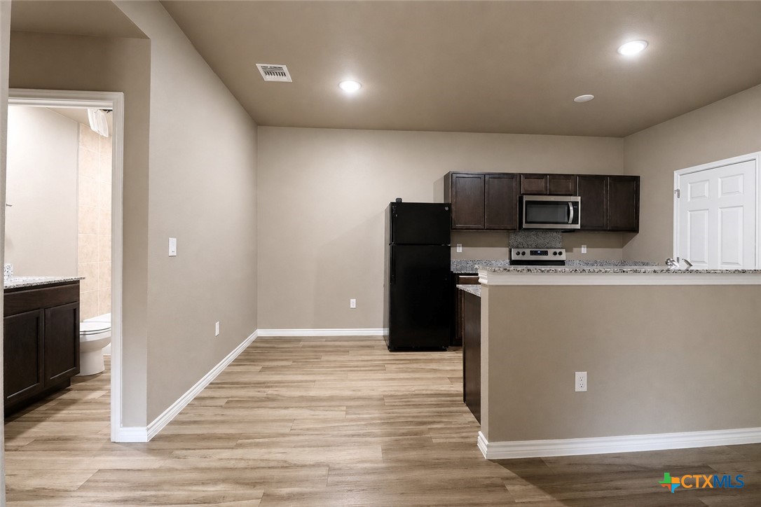 1204 N 18th Street B Property Photo 6