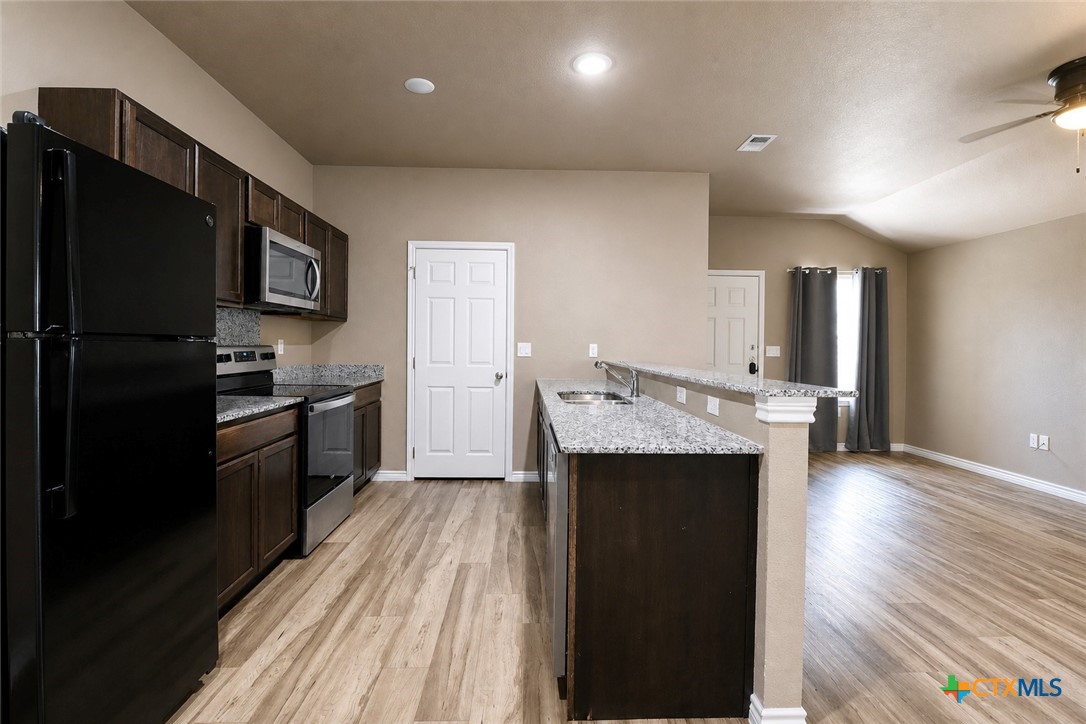 1204 N 18th Street B Property Photo 7