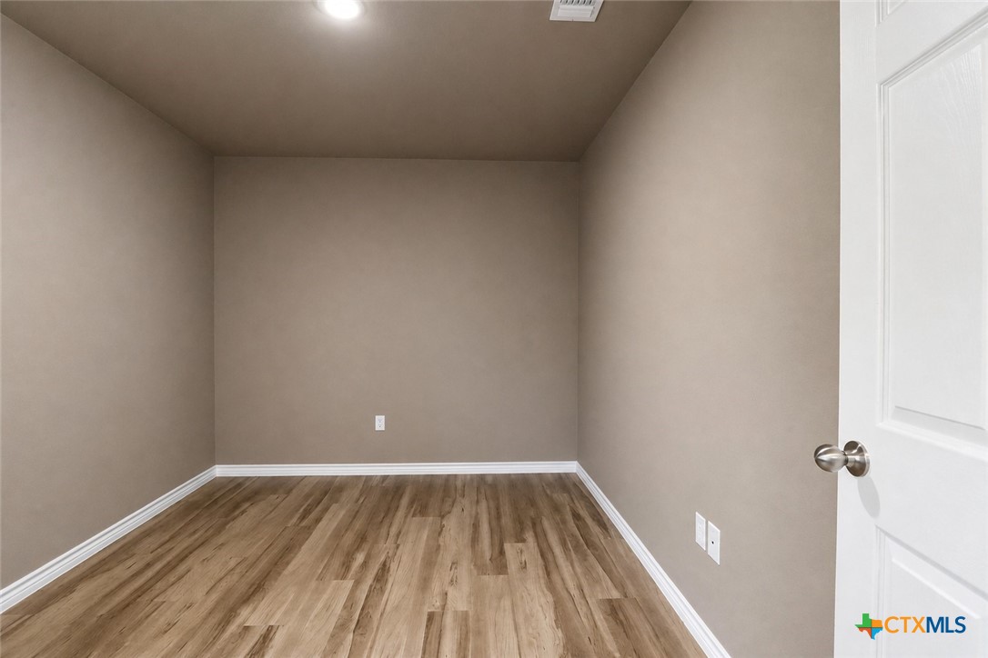 1204 N 18th Street B Property Photo 16