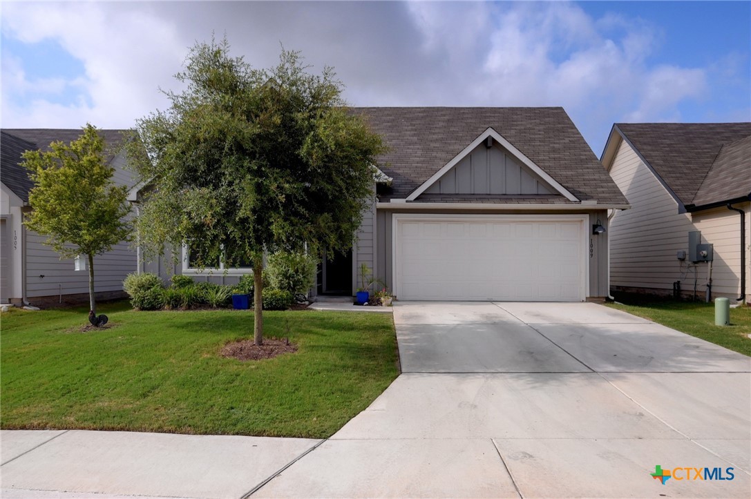 621193 Property Photo 2