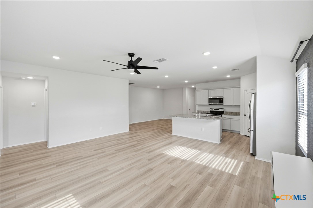 621193 Property Photo 9