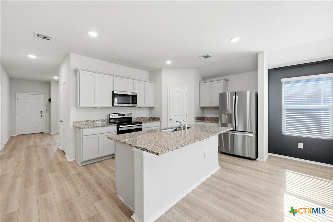 621193 Property Photo 10