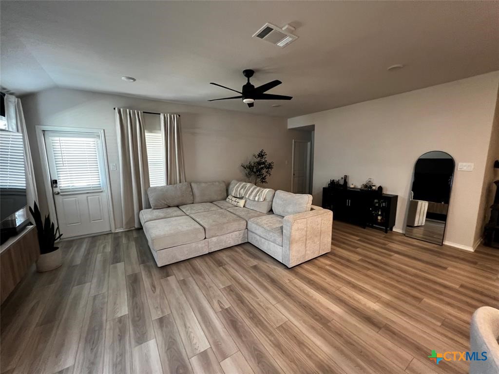 621193 Property Photo 13