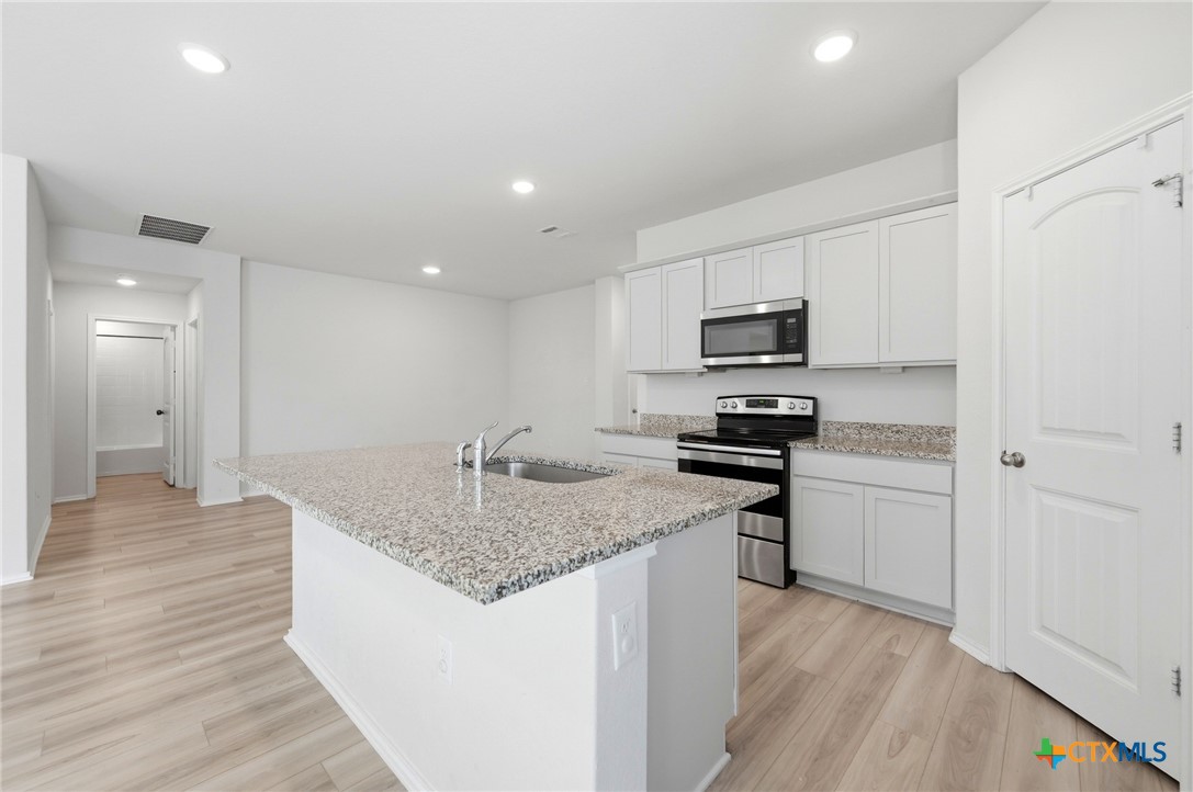 621193 Property Photo 13