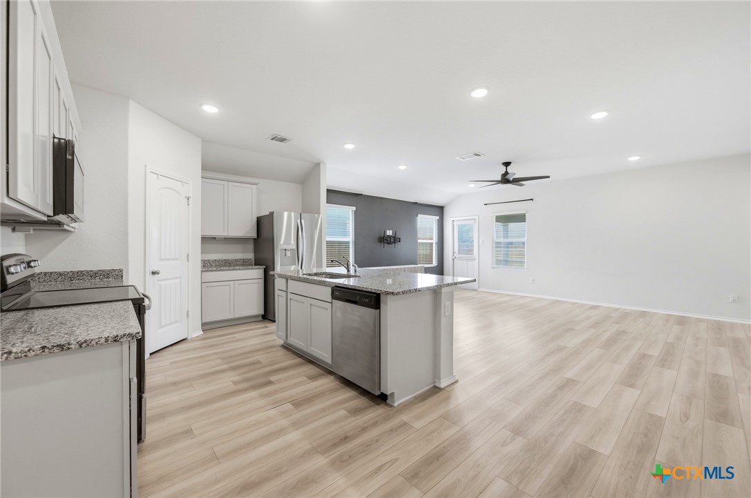 621193 Property Photo 16
