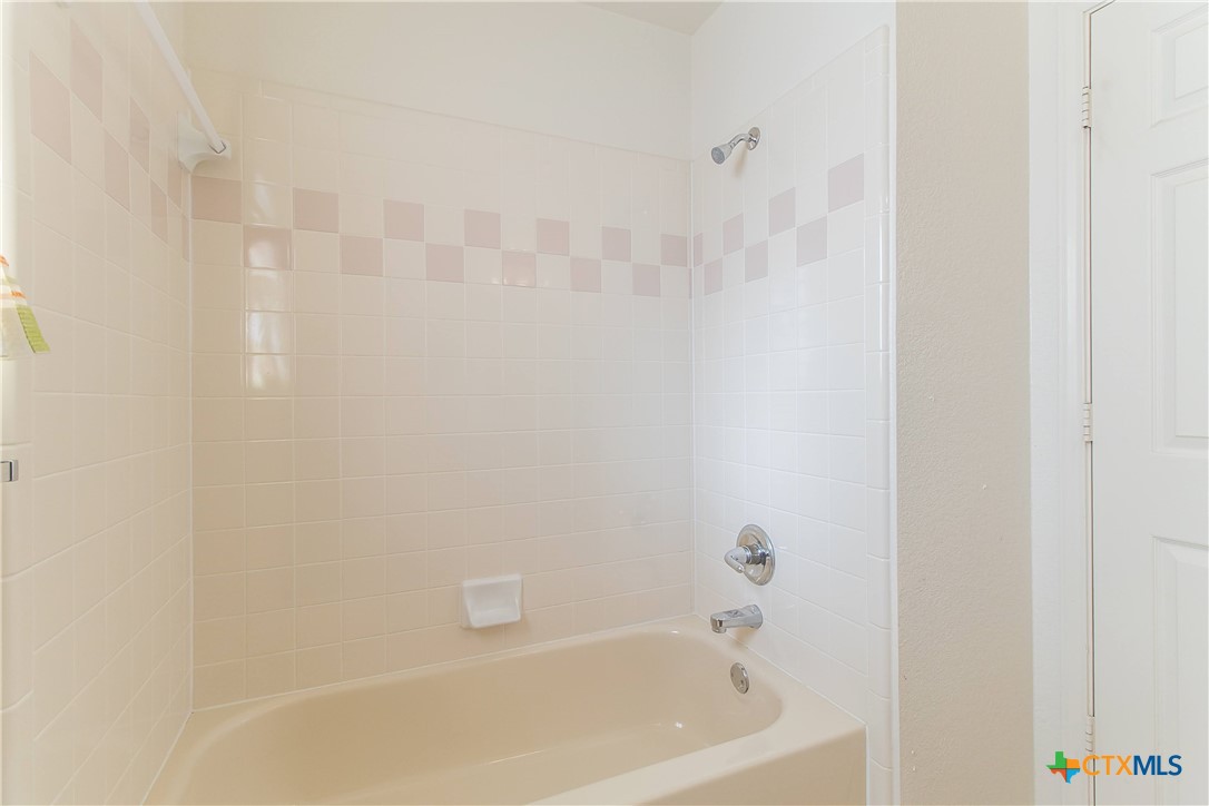 4514 Hondo Drive Property Photo 29