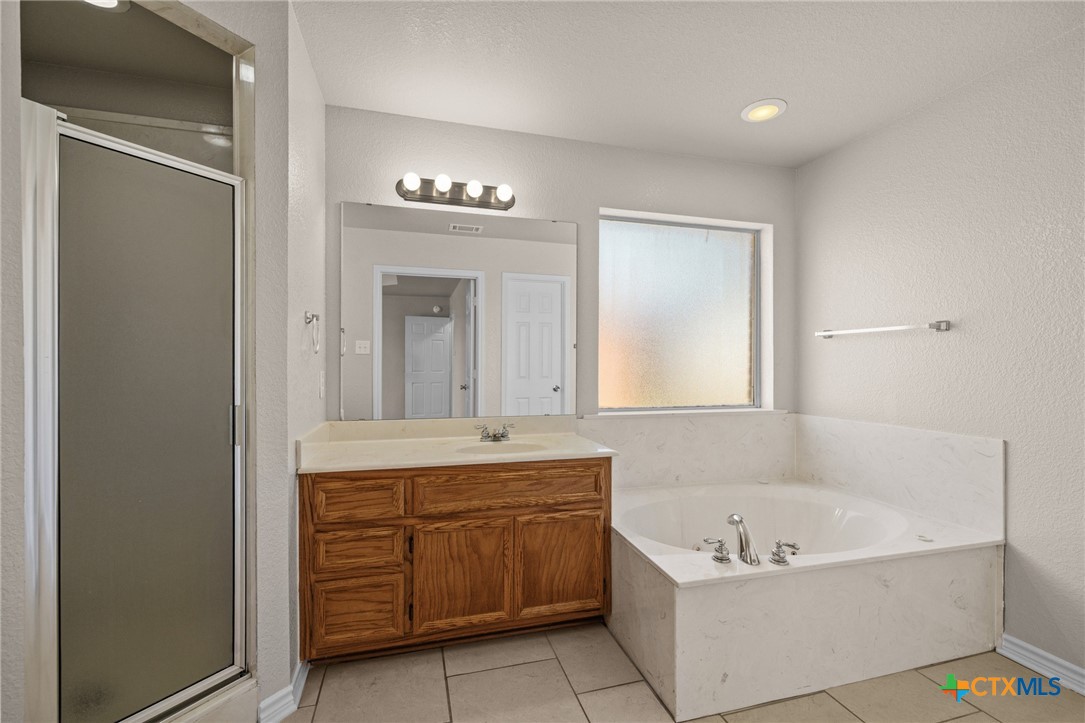 3601 Barbed Wire Drive Property Photo 21