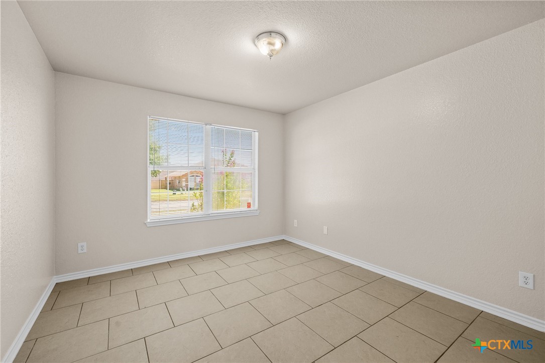 3601 Barbed Wire Drive Property Photo 23