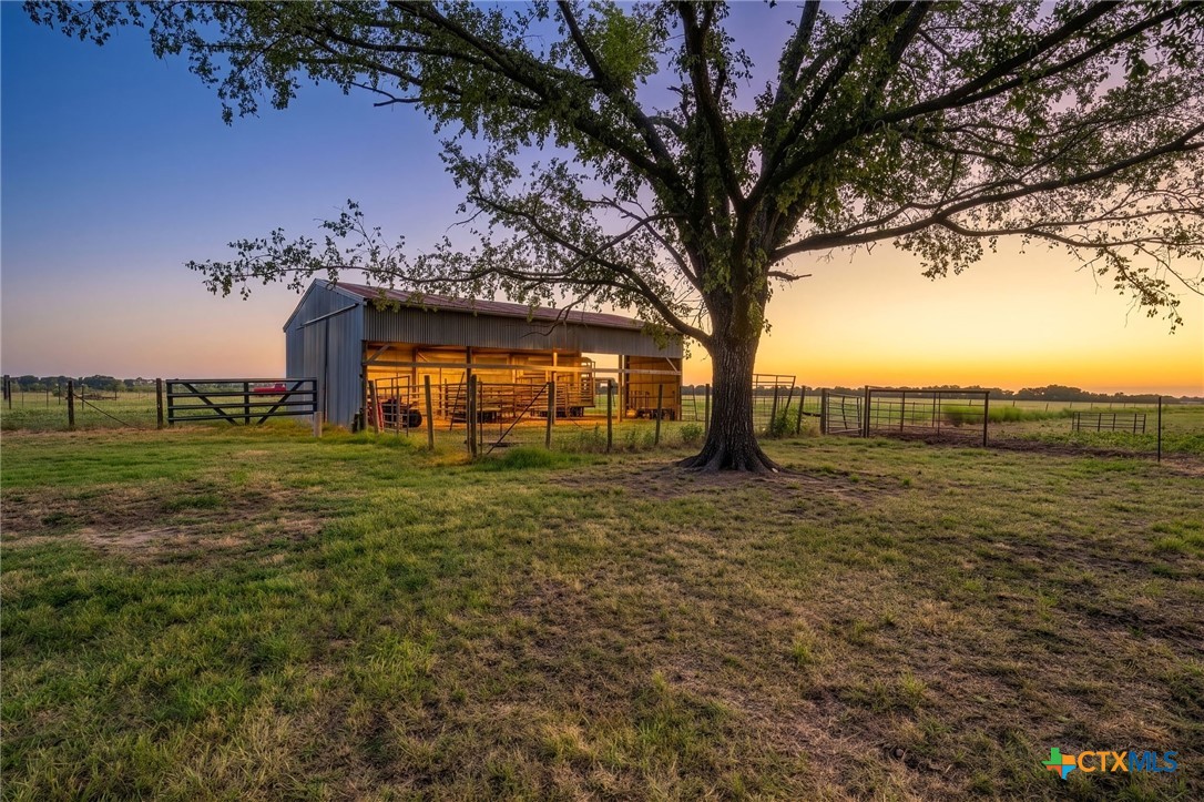 792 Evening Star Property Photo 2