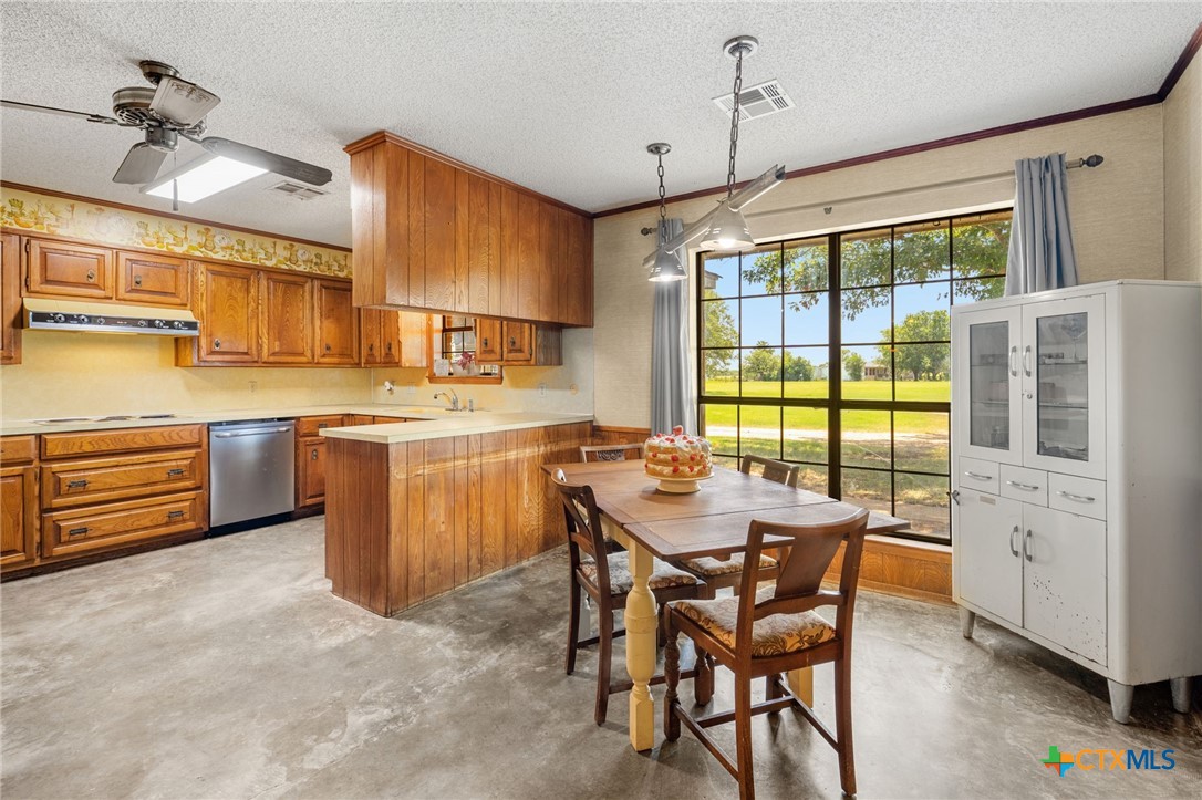 792 Evening Star Property Photo 12