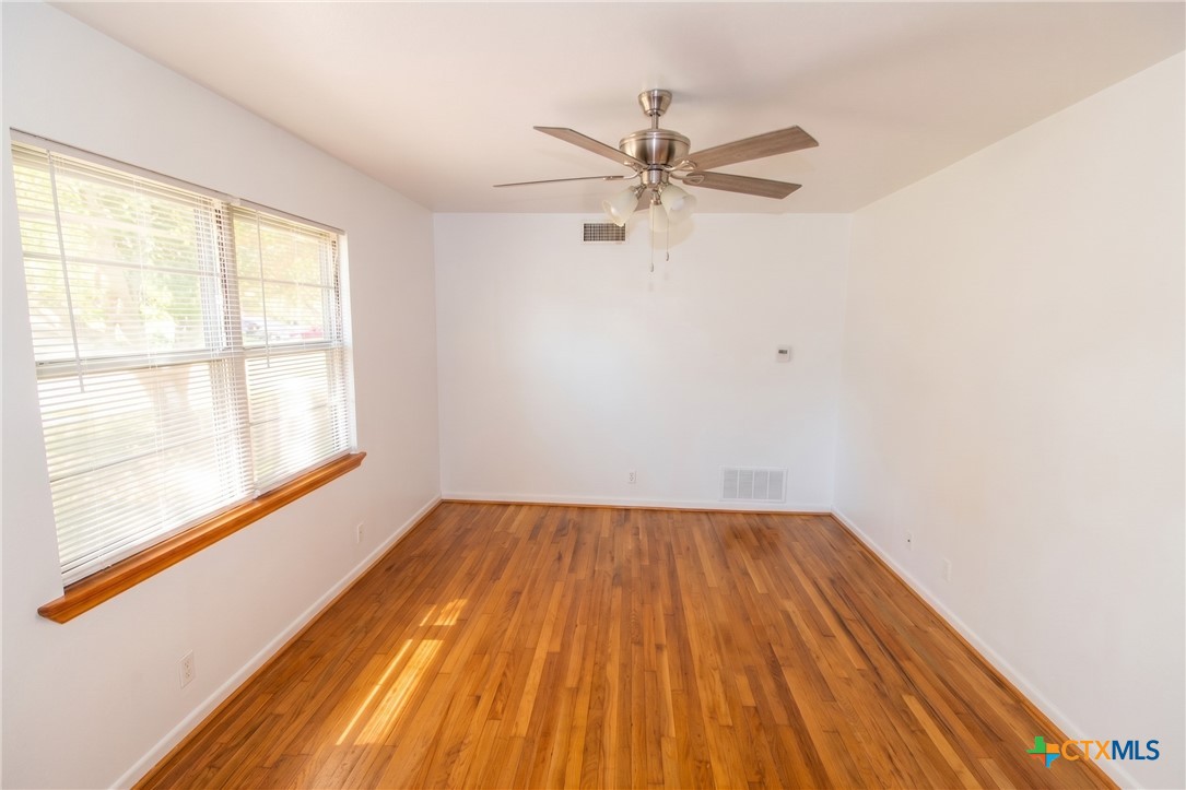 606 S 3rd Street Property Photo 5
