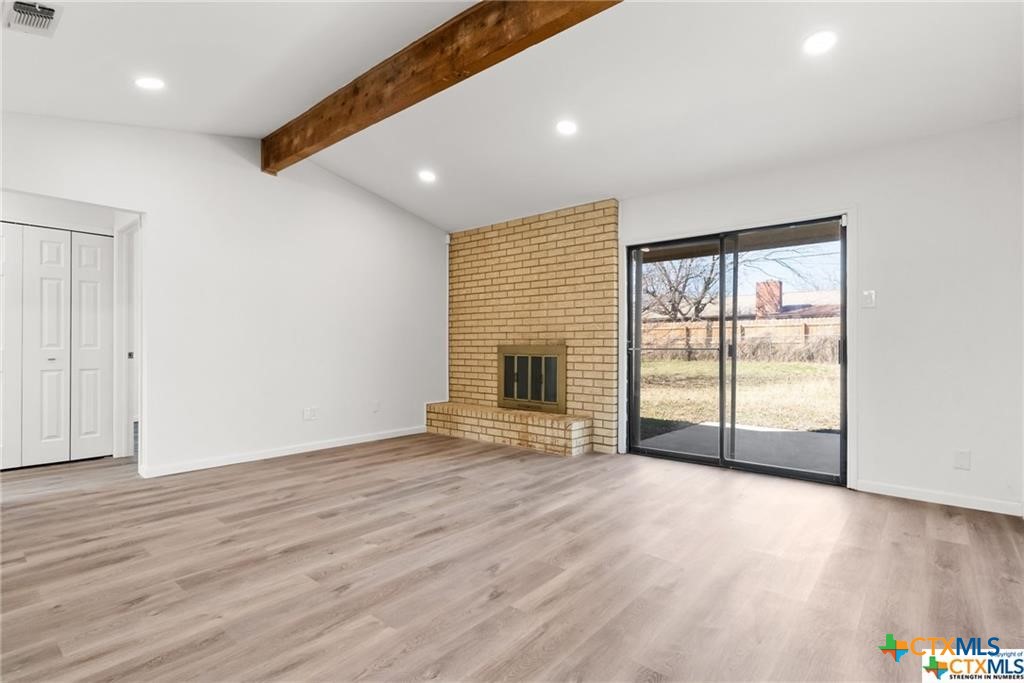 1907 Moonlight Drive Property Photo 4