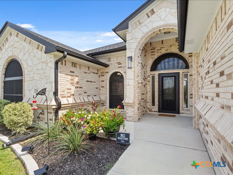 7711 Silicon Drive Property Photo 1