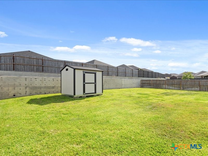 7711 Silicon Drive Property Photo 17