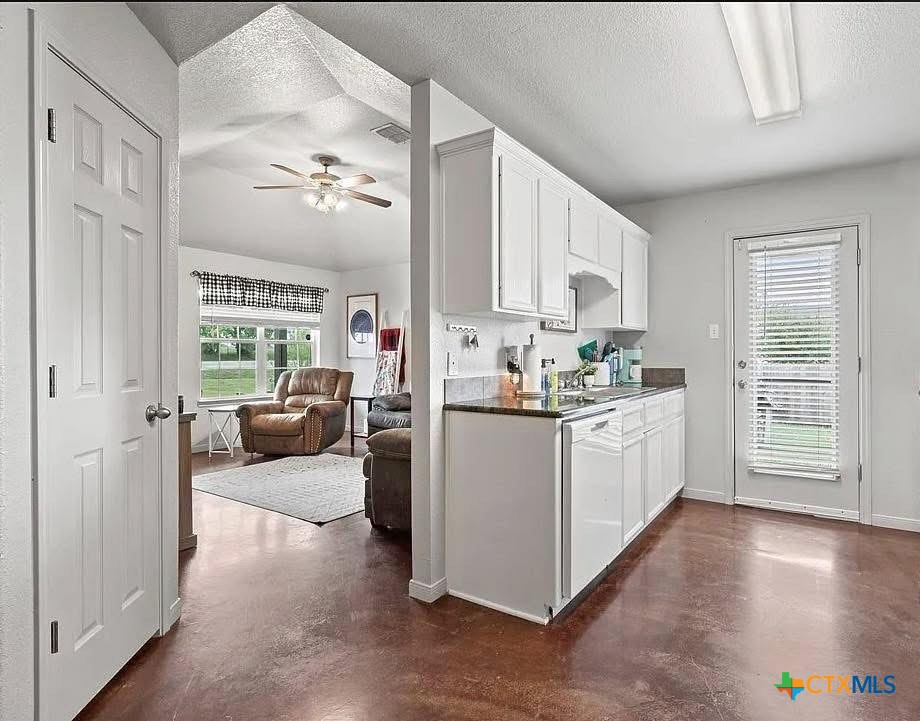 3749 W Amity Road A Property Photo 2