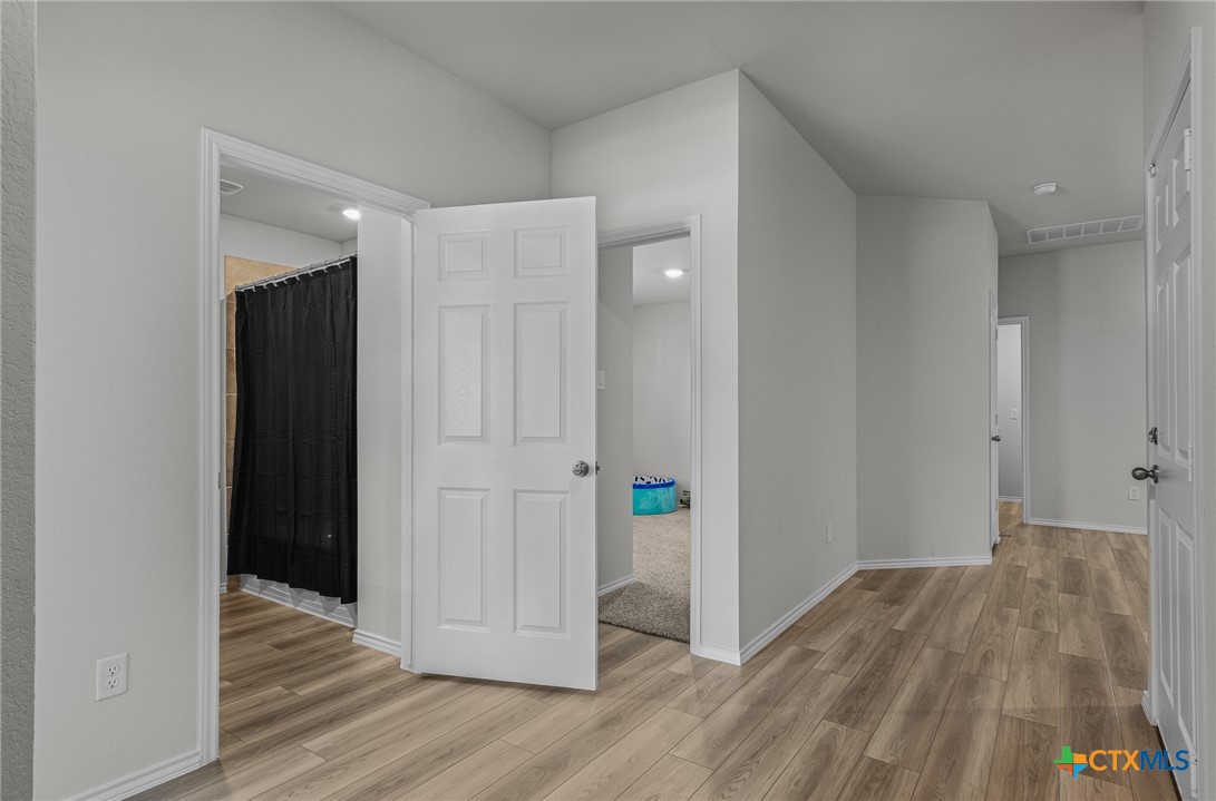 4011 Baerlon Cove Property Photo 26