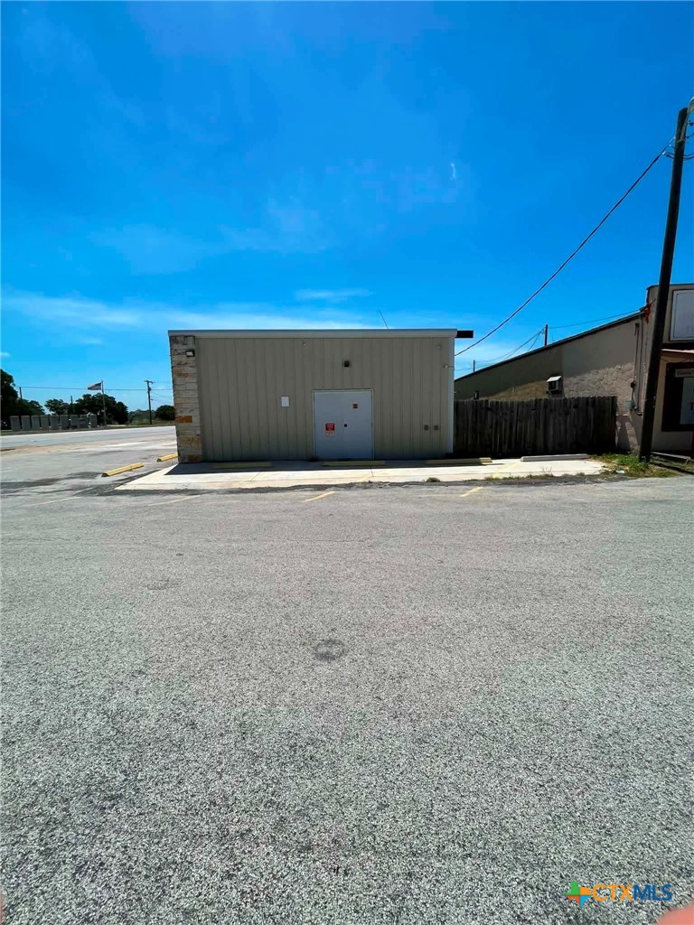 222 E State Highway 29 Property Photo 14