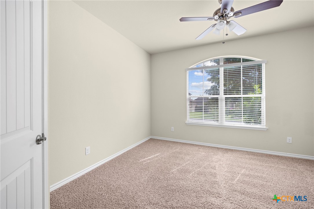 5510 Juno Drive Property Photo 4
