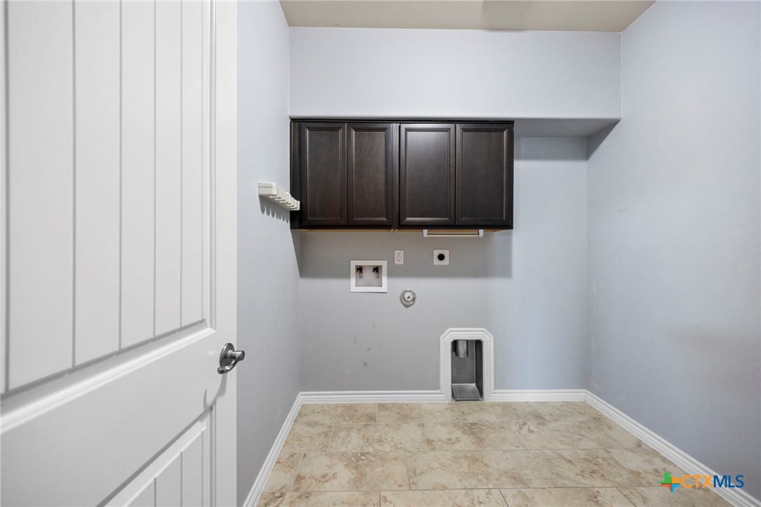 5510 Juno Drive Property Photo 11