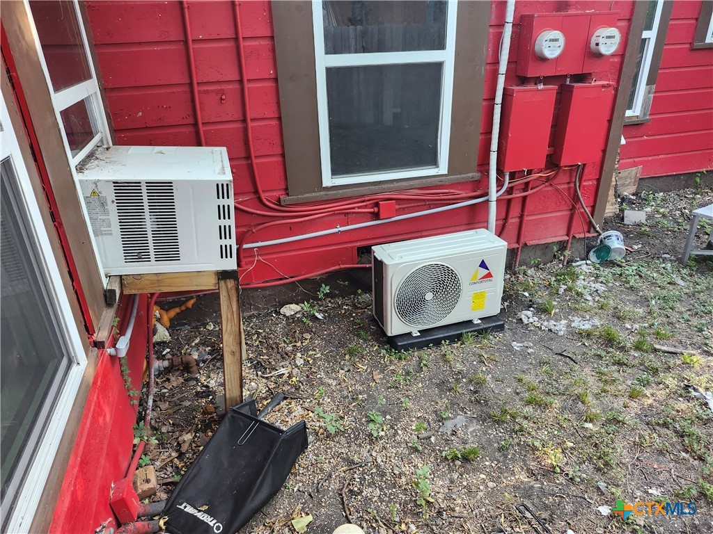 1114 S 2nd Street Property Photo 5