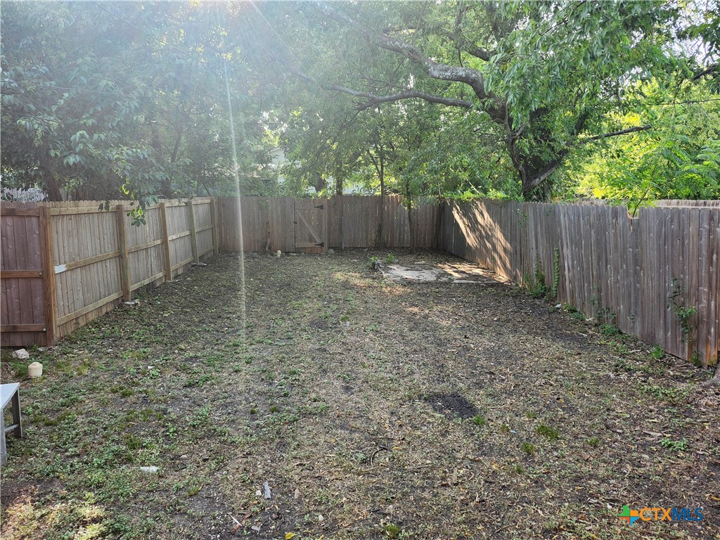 1114 S 2nd Street Property Photo 6