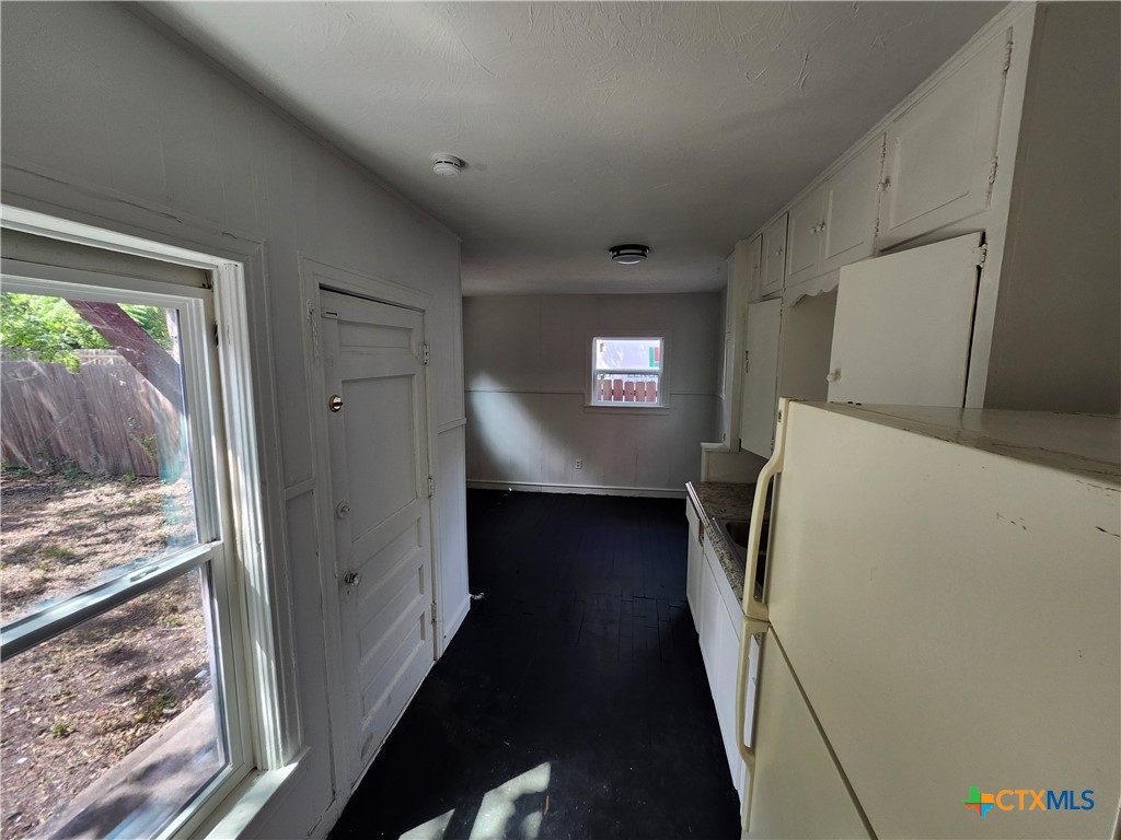 1114 S 2nd Street Property Photo 7