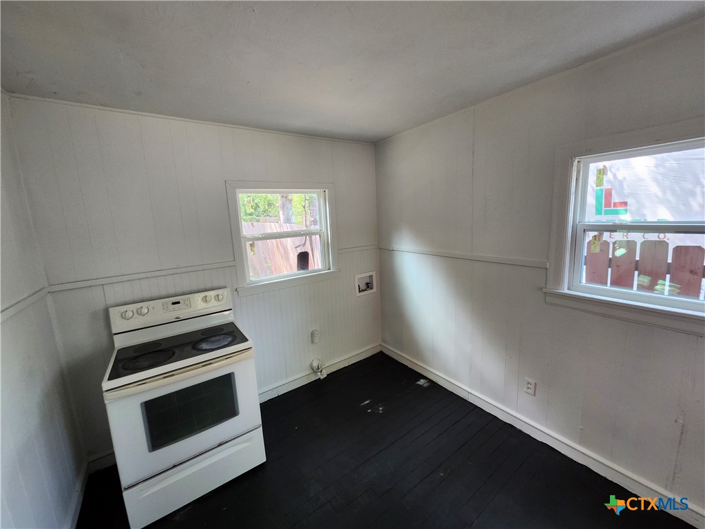 1114 S 2nd Street Property Photo 10