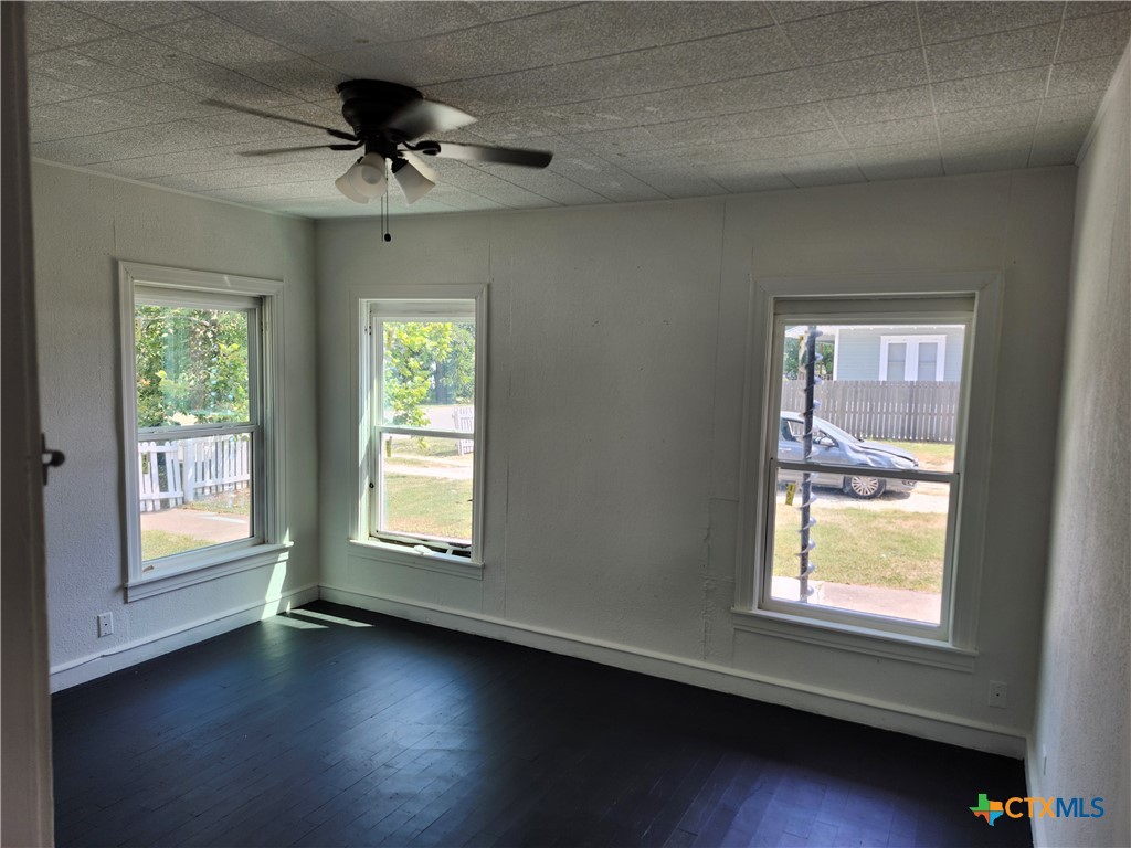 1114 S 2nd Street Property Photo 11