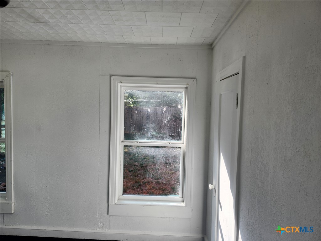1116 S 2nd Street Property Photo 9