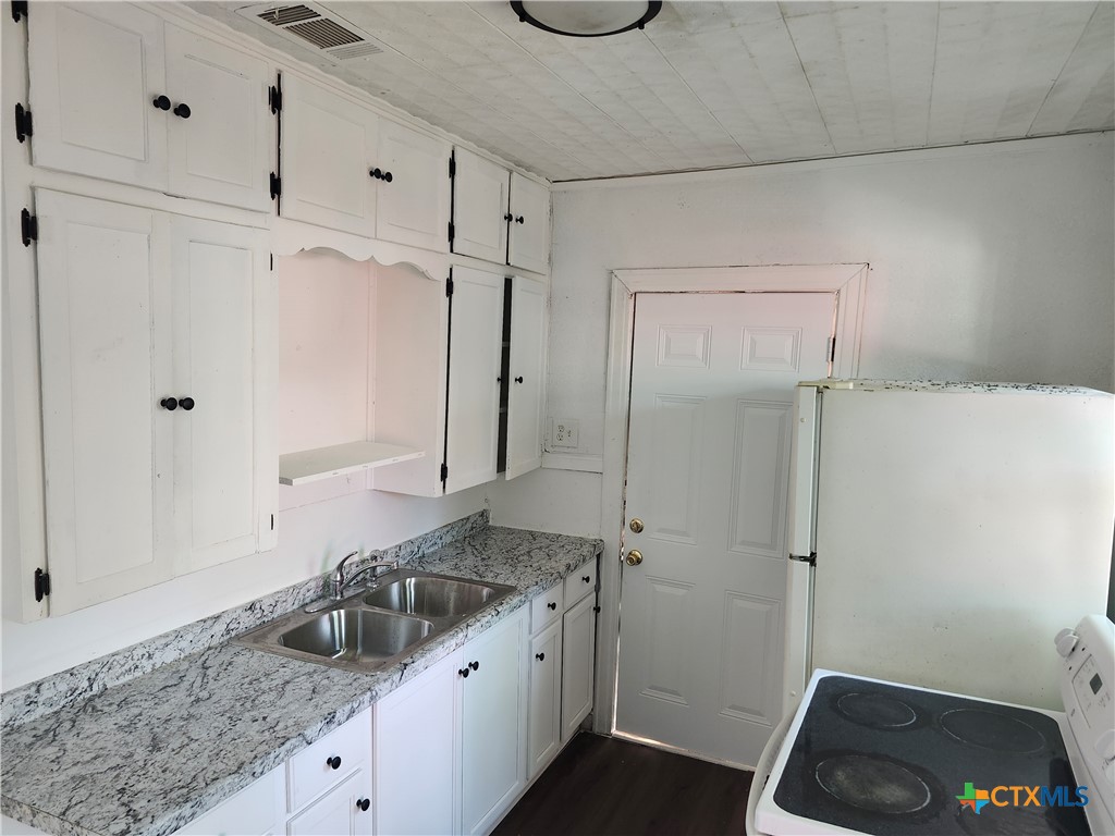 1116 S 2nd Street Property Photo 11
