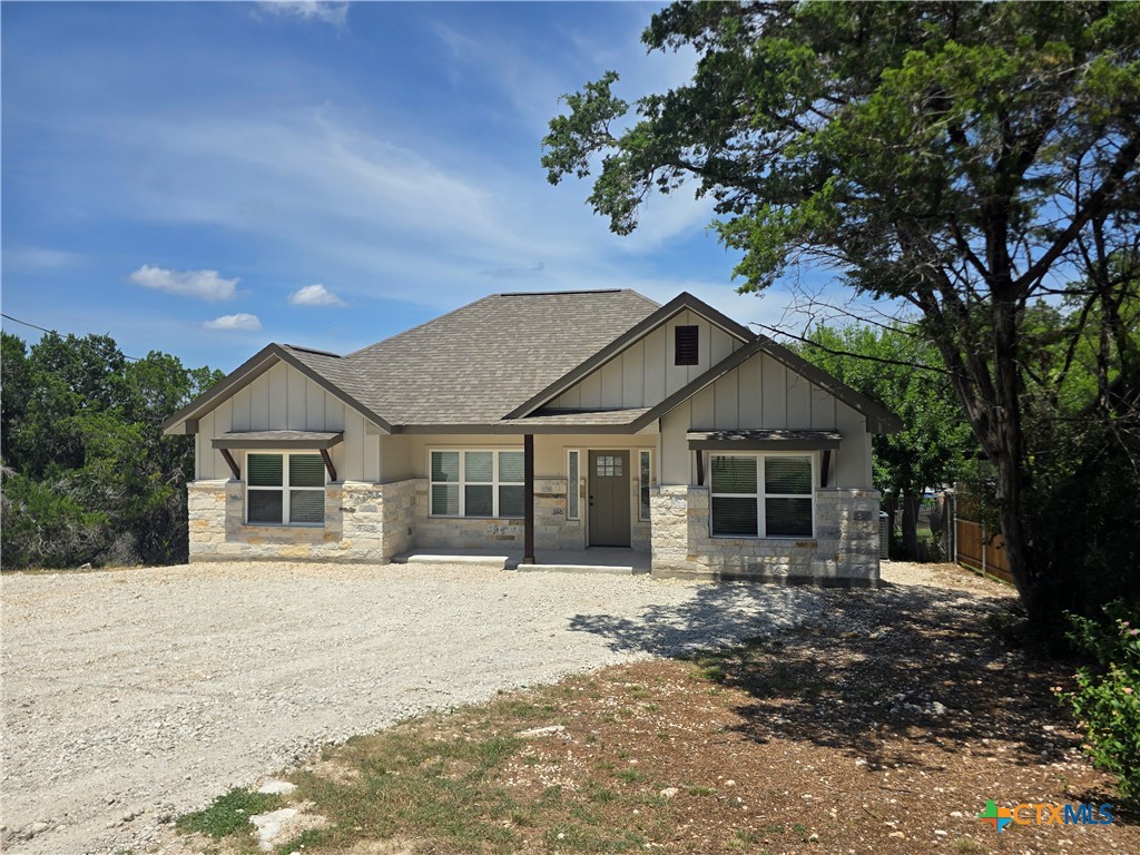 563 Irene Drive Property Photo 1