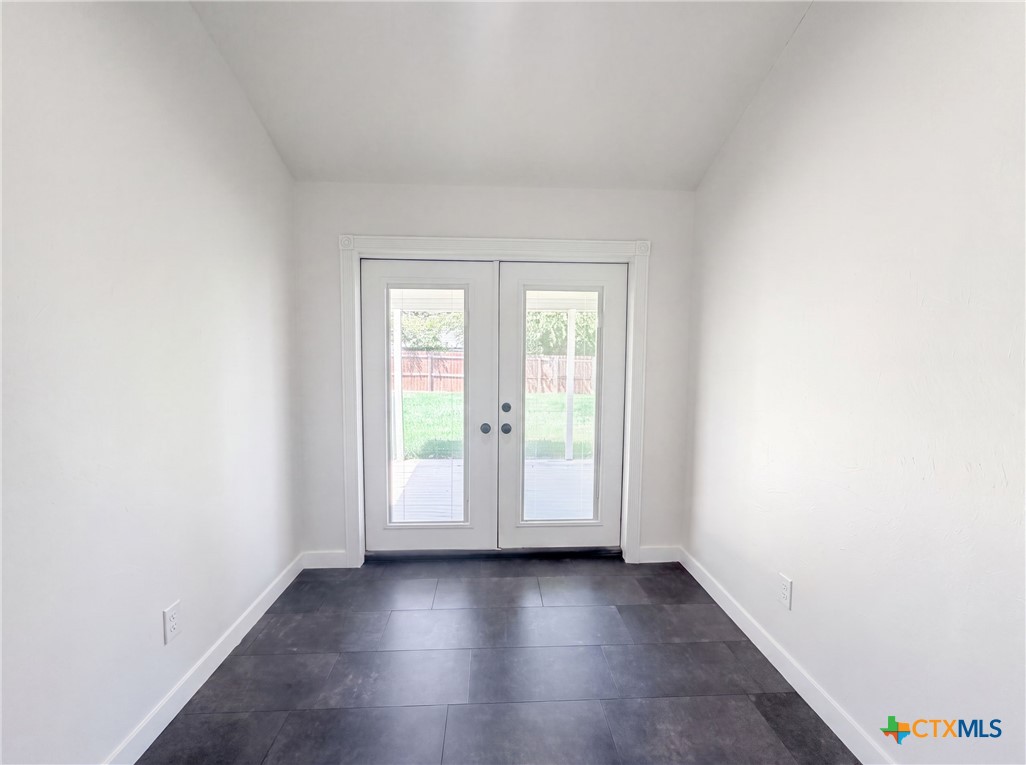 2505 Lain Drive Property Photo 14