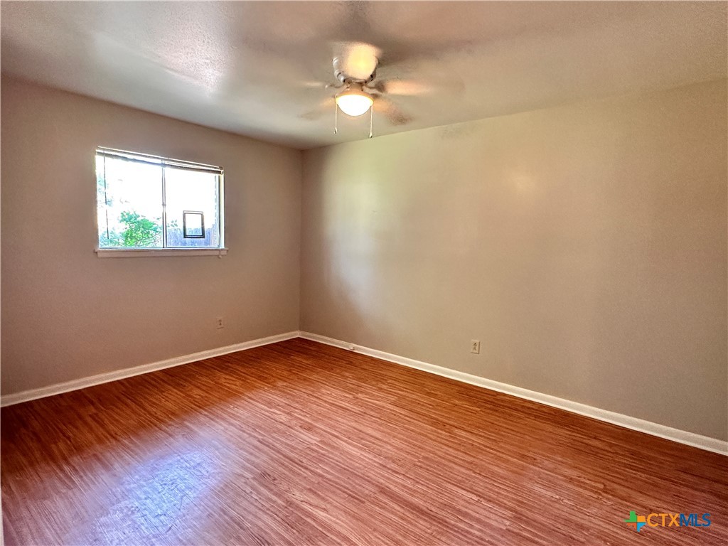 1009 Hazelton Street Property Photo 8