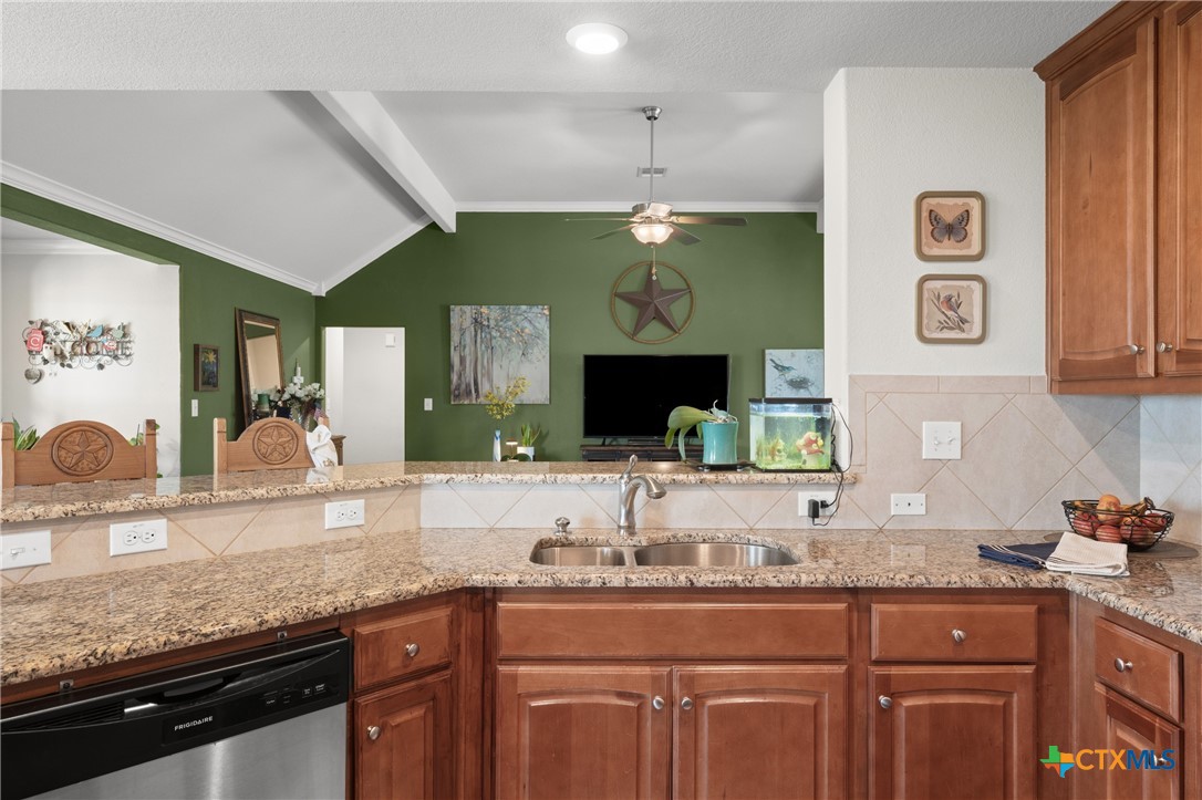 4846 County Road 327 Property Photo 14