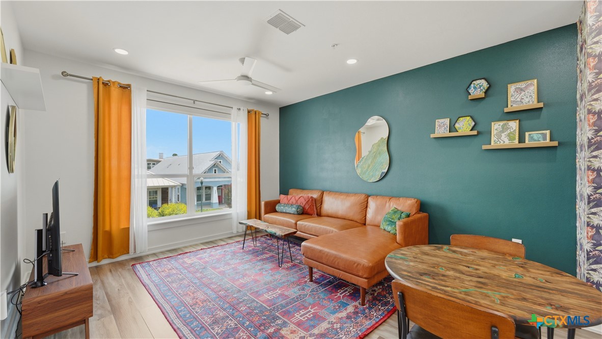 653 Stadtbach Street Property Photo 13