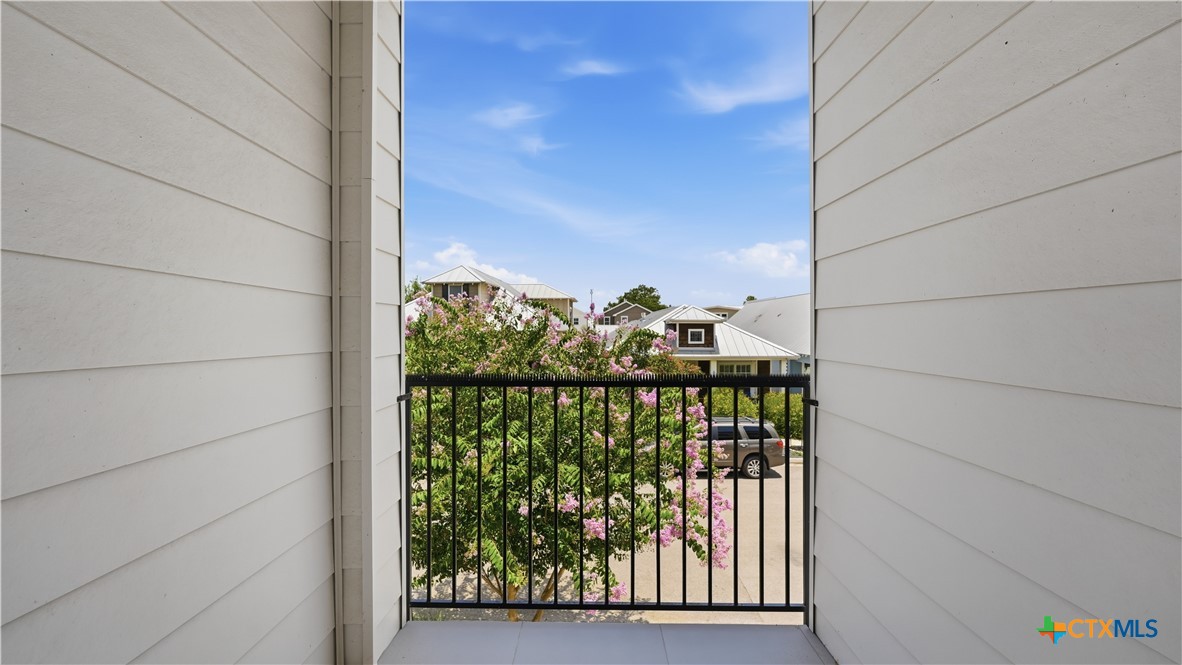 653 Stadtbach Street Property Photo 20