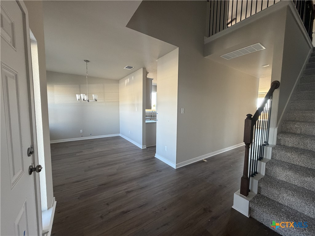 1776 Longmire Loop Property Photo 2