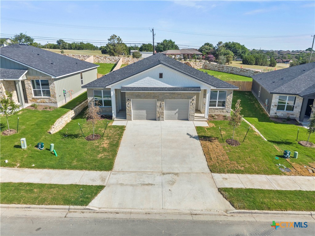 3904 Sugar Hackberry Trail Property Photo 4