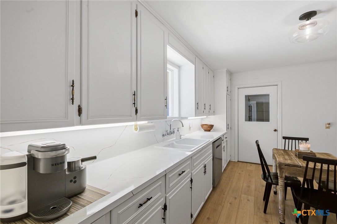 3694 Coletoville Road Property Photo 6