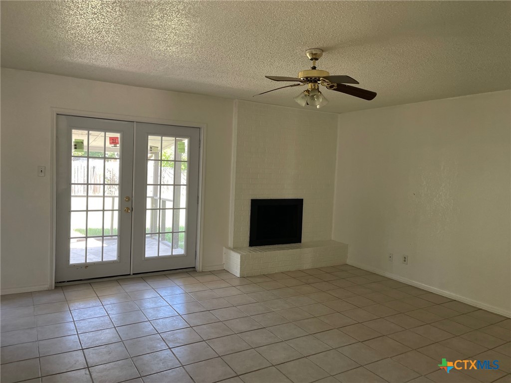 2403 Hunt Drive Property Photo 9