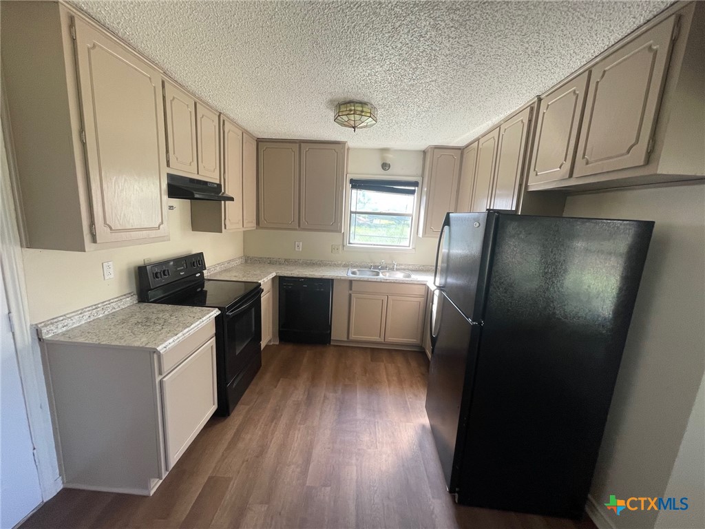 2403 Hunt Drive Property Photo 10
