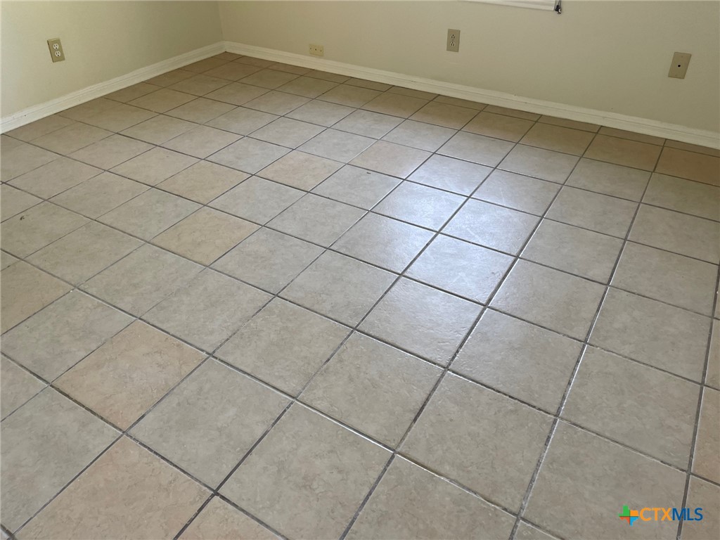 2403 Hunt Drive Property Photo 24