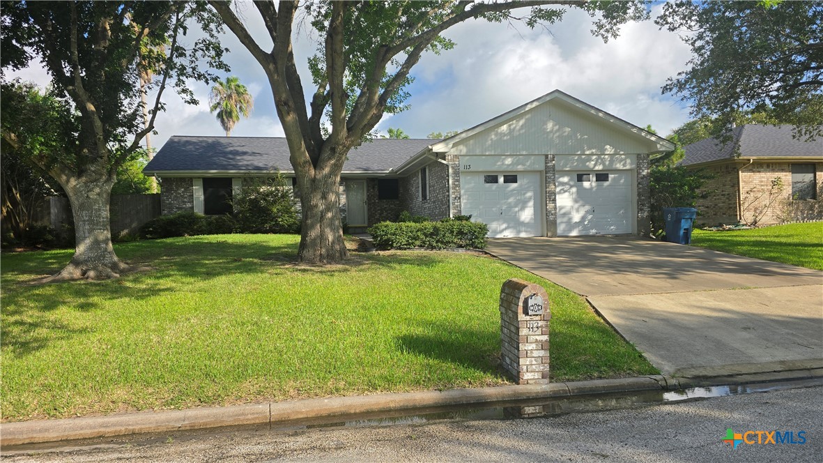 113 W Harbor Drive Property Photo 1