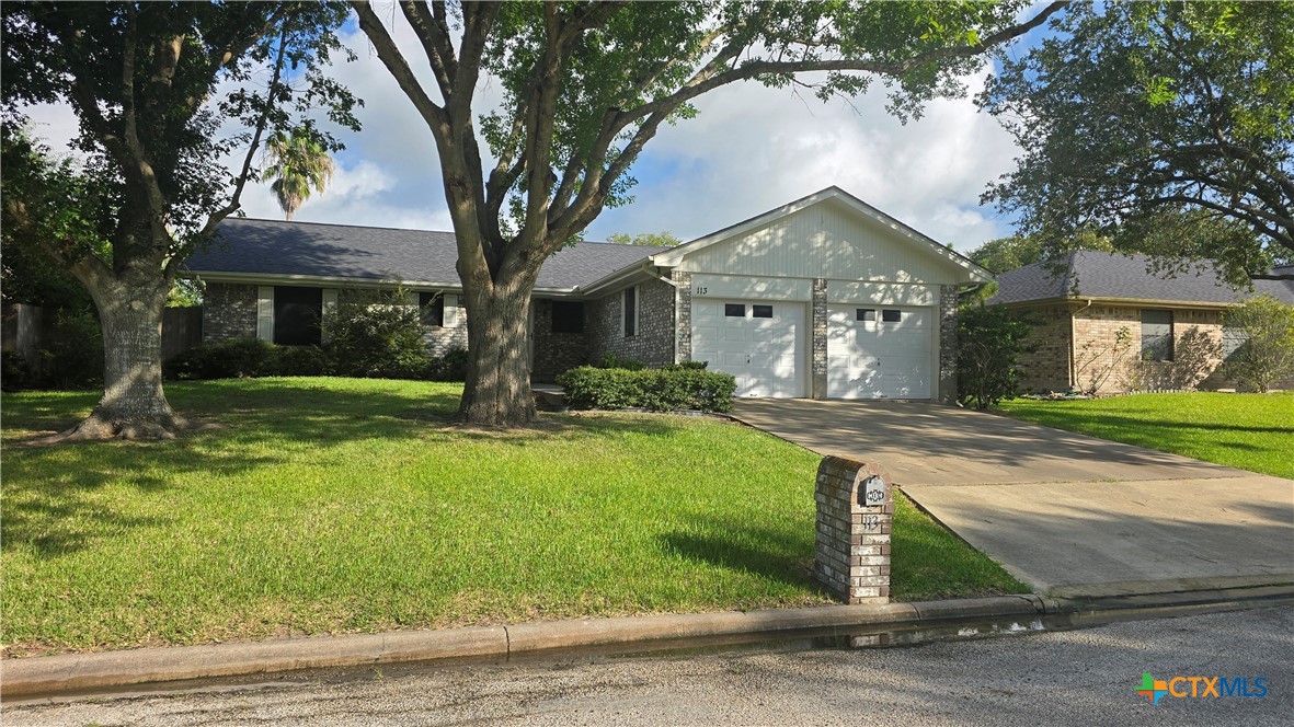 113 W Harbor Drive Property Photo 2