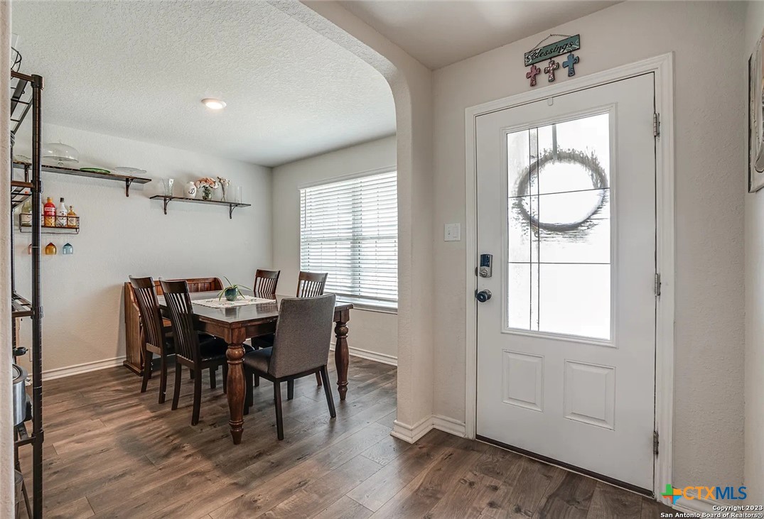 9654 Holly Patch Property Photo 3