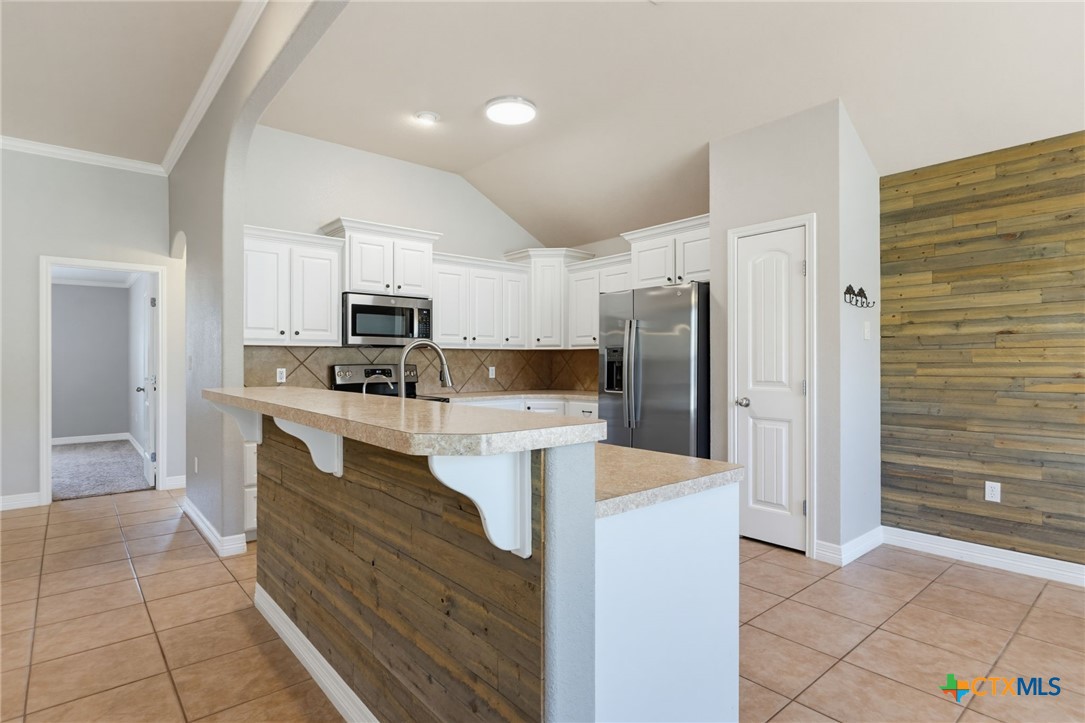 111 Kathy Street Property Photo 8